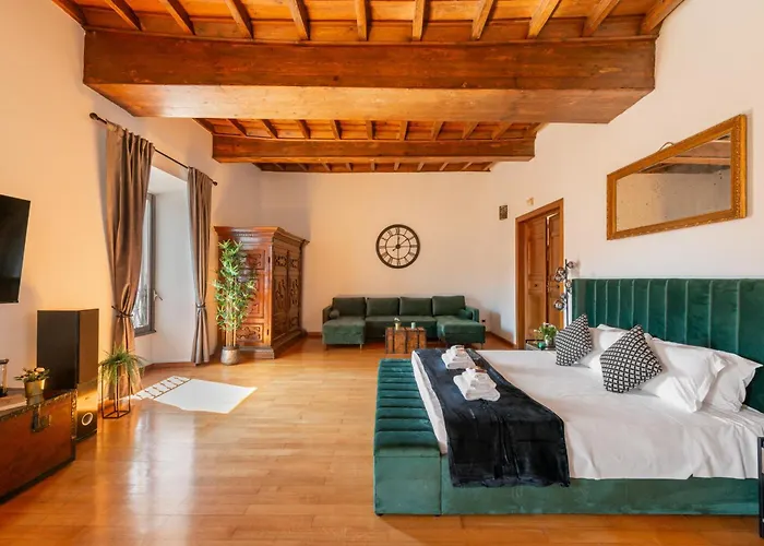 Piacentino Homes Navona View * Rome